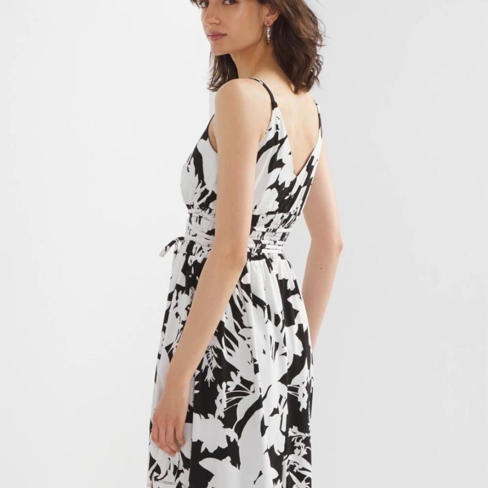 White House Black Market Printed Tie-Waist Mini Dress Jungle Flower Ao Black M